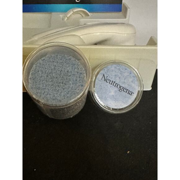 681 NOS Neutrogena Healthy Skin Rejuvenator - Picture 5 of 8